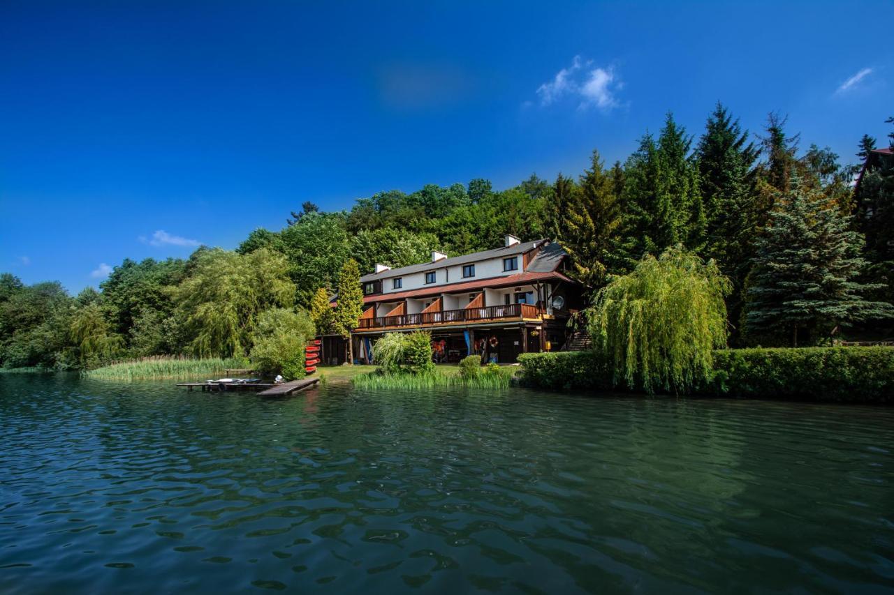 Villa Tawerna Kaszubska à Ostrzyce Extérieur photo